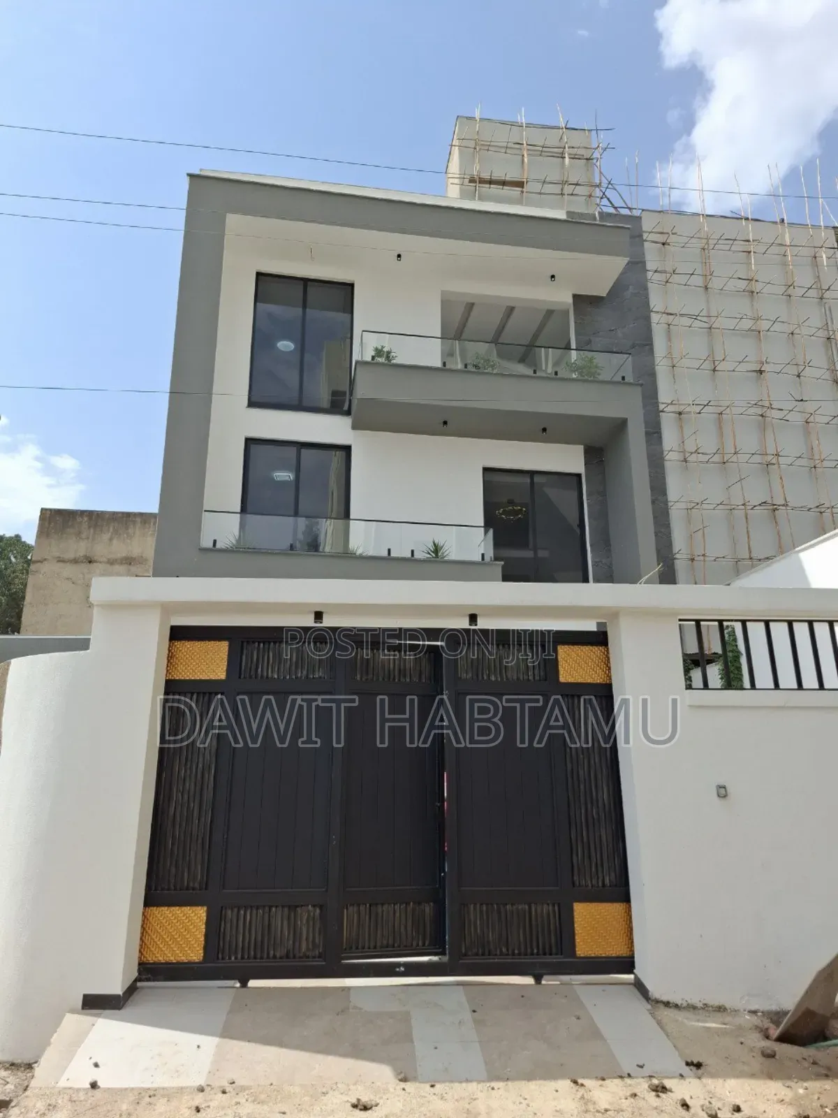 5bdrm House in Lideta for sale