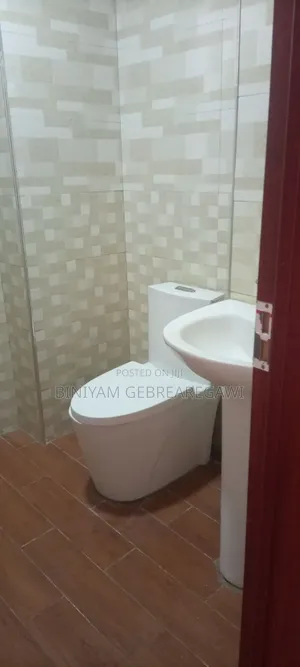 2bdrm Apartment in Apartment, Yeka for rent