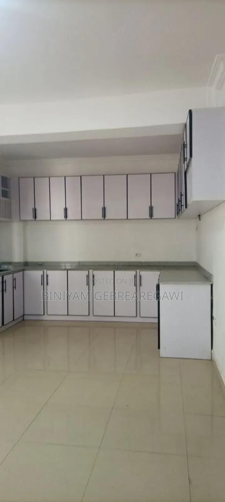 2bdrm Apartment in Apartment, Yeka for rent