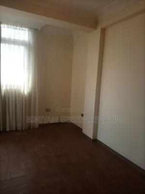 3bdrm Apartment in Apartment, Yeka for rent