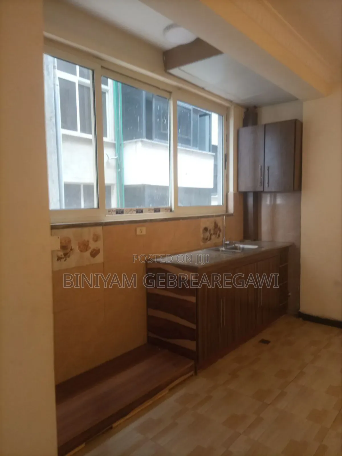 3bdrm Apartment in Apartment, Yeka for rent