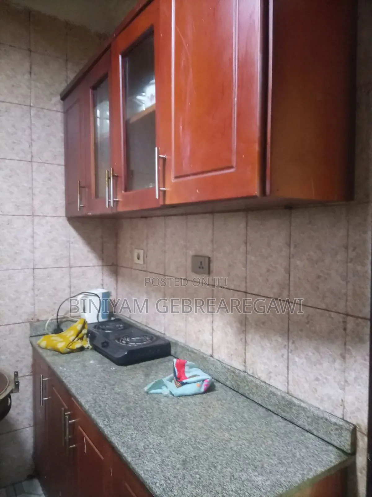 Furnished 1bdrm Apartment in Apartment, Yeka for rent