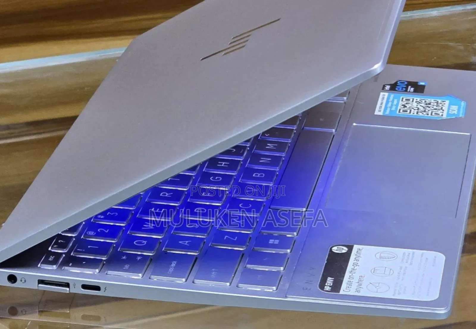 New Laptop HP Envy X2 8GB Intel Core I5 SSD 256GB