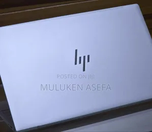 New Laptop HP Envy X2 8GB Intel Core I5 SSD 256GB