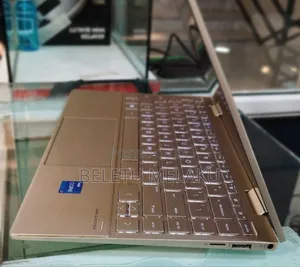 New Laptop HP Envy X360 8GB Intel Core I7 SSD 1T