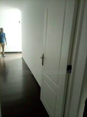 2bdrm Apartment in Apartment, Yeka for rent