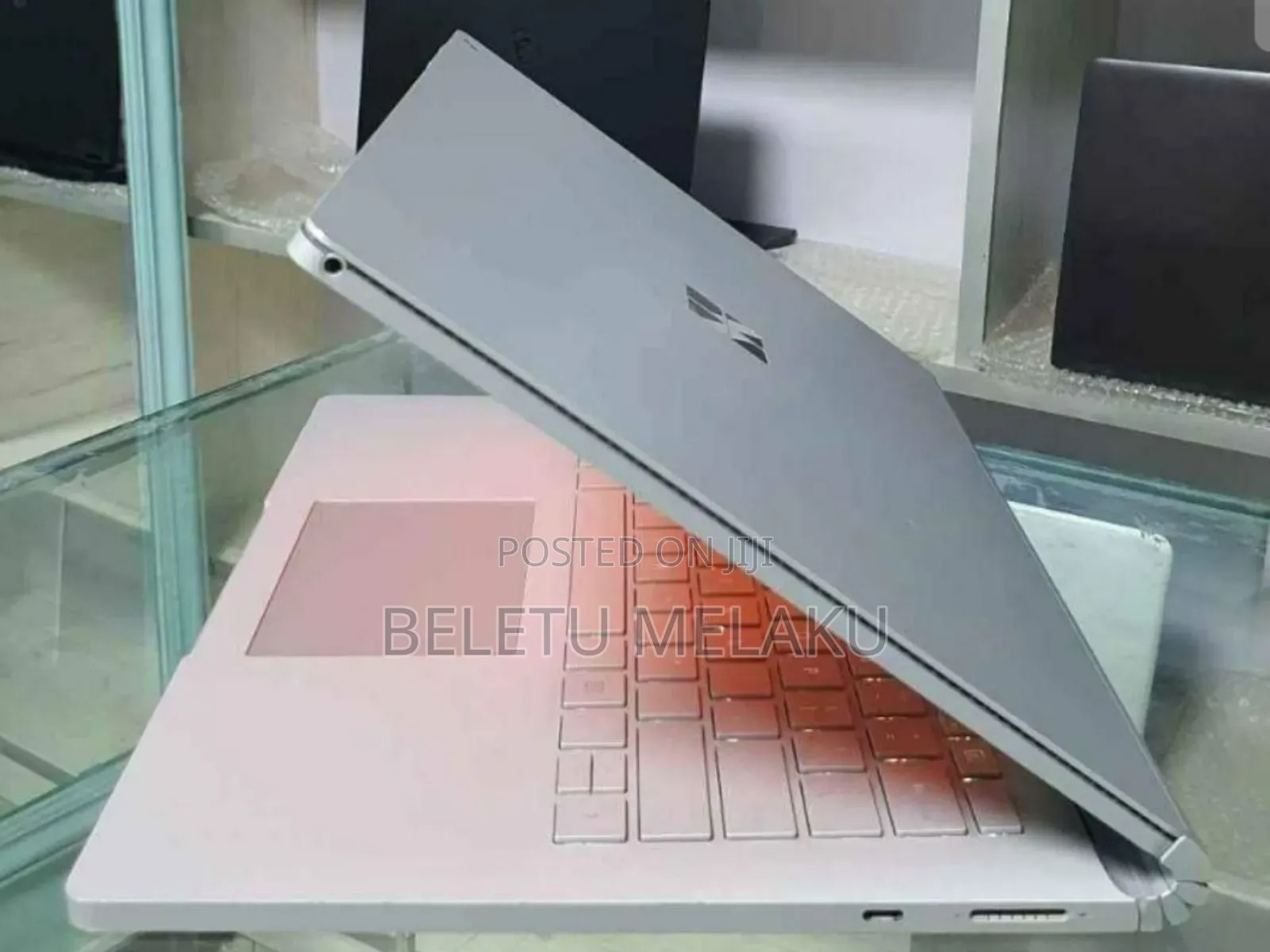 New Laptop Microsoft Surface Book 3 16GB Intel Core I7 SSD 256GB