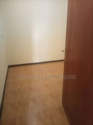 3bdrm Apartment in Apartment, Yeka for rent