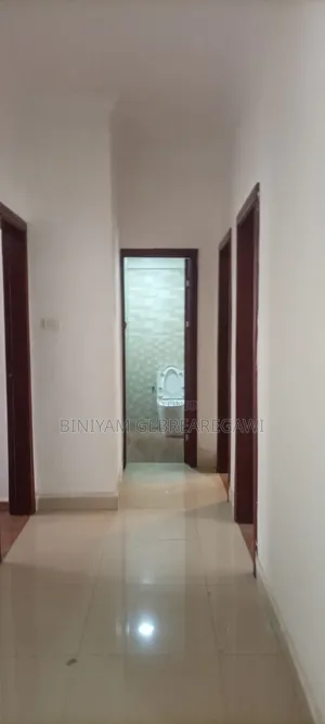 3bdrm Apartment in Apartment, Yeka for rent