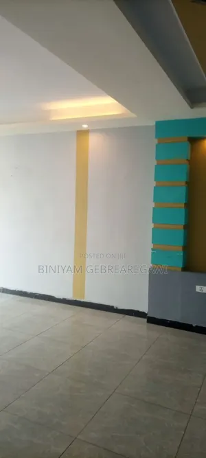 3bdrm Apartment in Apartment, Yeka for rent