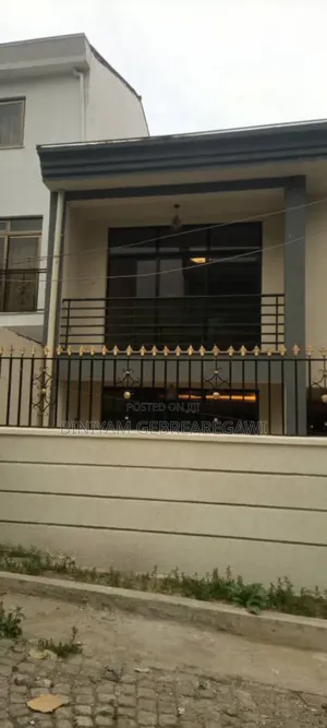 Photo - 6bdrm House in G+2, Yeka for rent