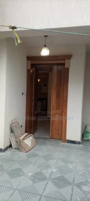 6bdrm House in G+2, Yeka for rent