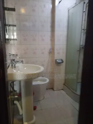 Furnished 2bdrm Apartment in Apartment, Yeka for rent
