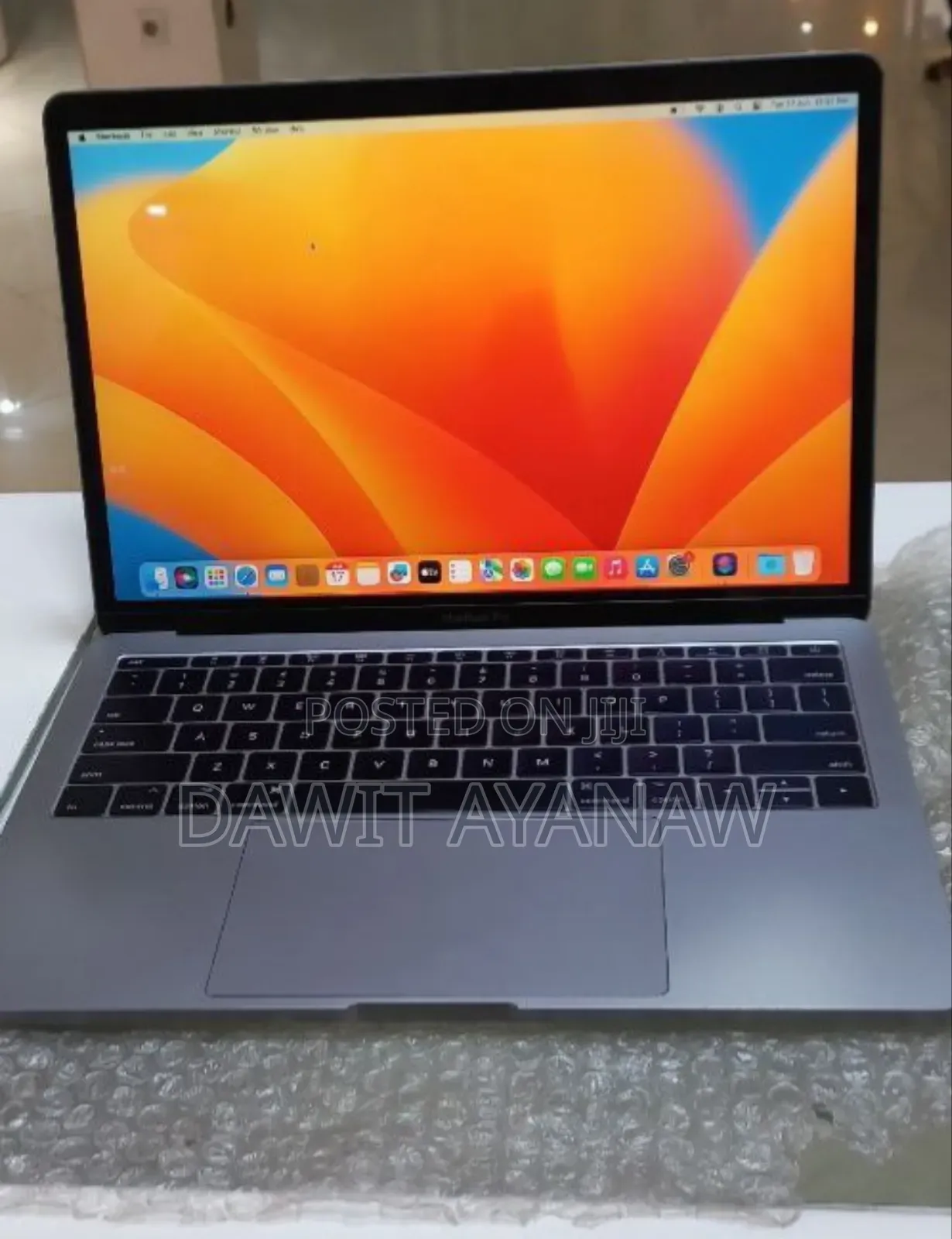 New Laptop Apple MacBook Pro 2017 16GB Intel Core I5 SSD 512GB