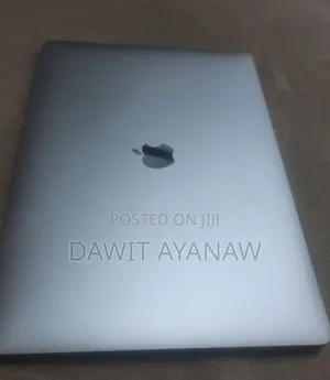 New Laptop Apple MacBook Pro 2017 16GB Intel Core I7 SSD 512GB