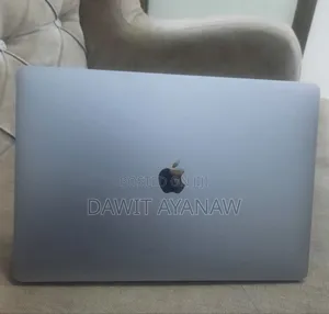 New Laptop Apple MacBook Pro 2017 16GB Intel Core I7 SSD 512GB