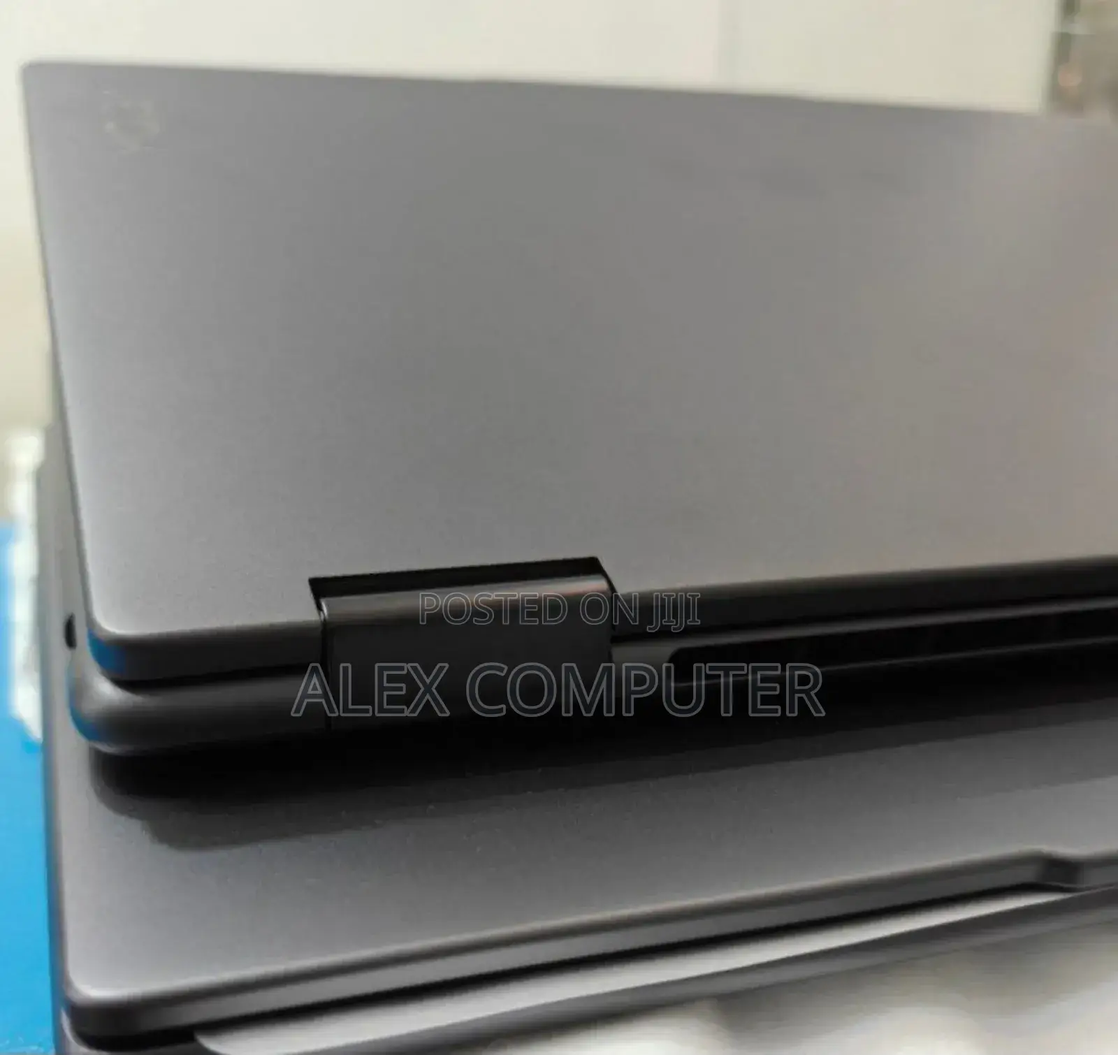 New Laptop Lenovo Yoga 7i 16GB Intel Core Ultra 7 SSD 1T