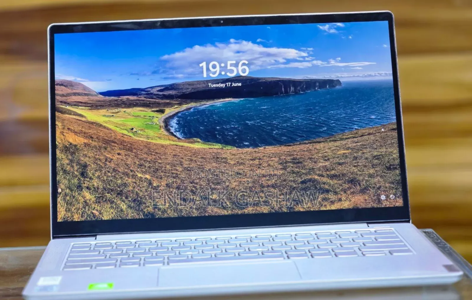 New Laptop Lenovo ThinkPad Yoga 8GB Intel Core I5 SSD 512GB