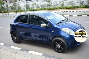 Toyota Yaris 2005 Blue