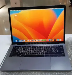 New Laptop Apple MacBook Pro 2017 16GB Intel Core I5 SSD 512GB