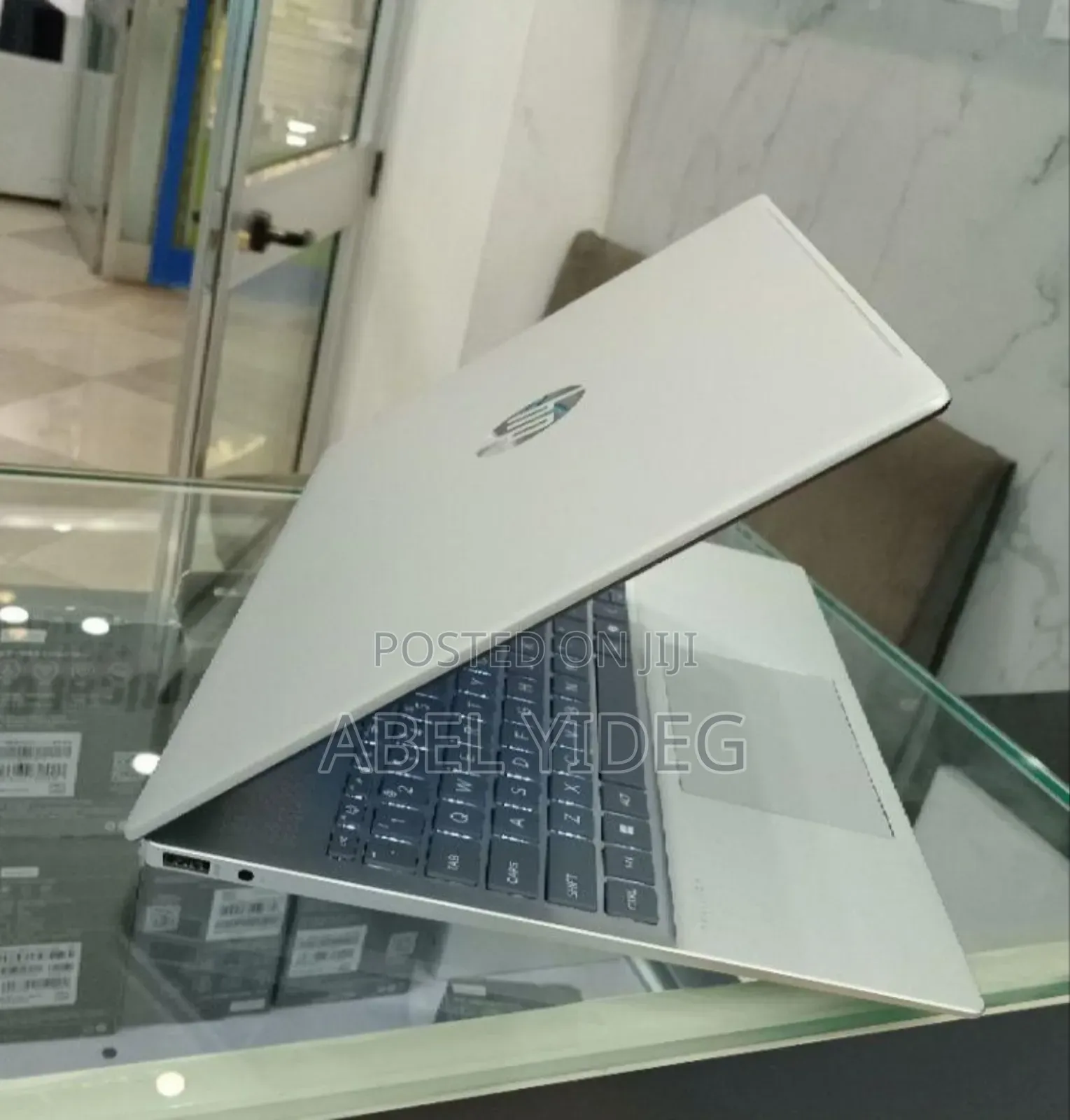 New Laptop HP 16GB AMD Ryzen 7 SSD 512GB