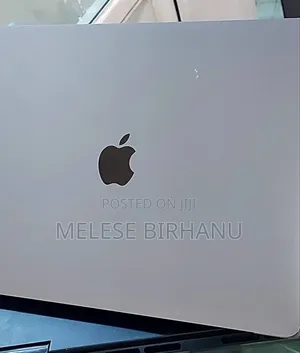 Photo - New Laptop Apple MacBook Pro 8GB Apple M2 SSD 256GB