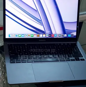 New Laptop Apple MacBook Pro 8GB Apple M2 SSD 256GB