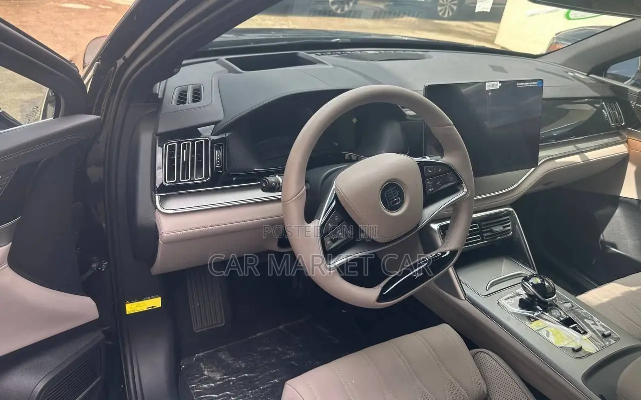 BYD Tang EV 2024 Yellow