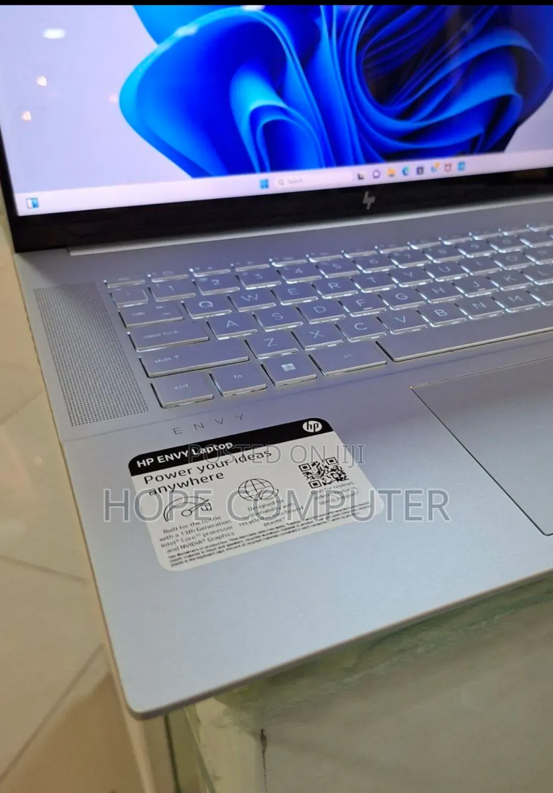 New Laptop HP Envy 15 16GB Intel Core I7 SSD 1T