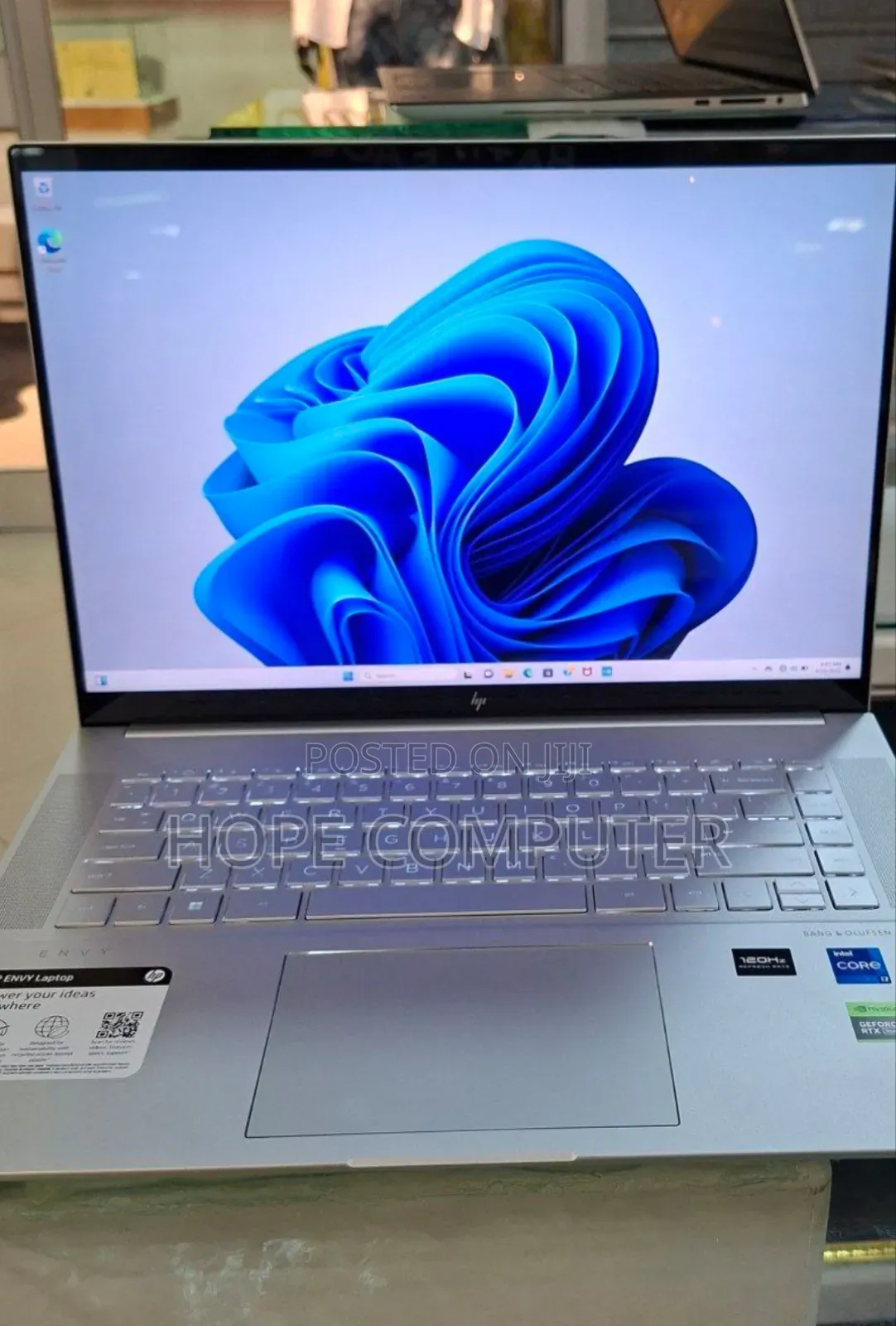 New Laptop HP Envy 15 16GB Intel Core I7 SSD 1T