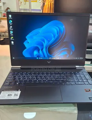 New Laptop HP Victus 15 8GB AMD Ryzen 5 SSD 512GB