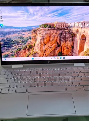 New Laptop HP Envy X360 16GB Intel Core I7 SSD 1T