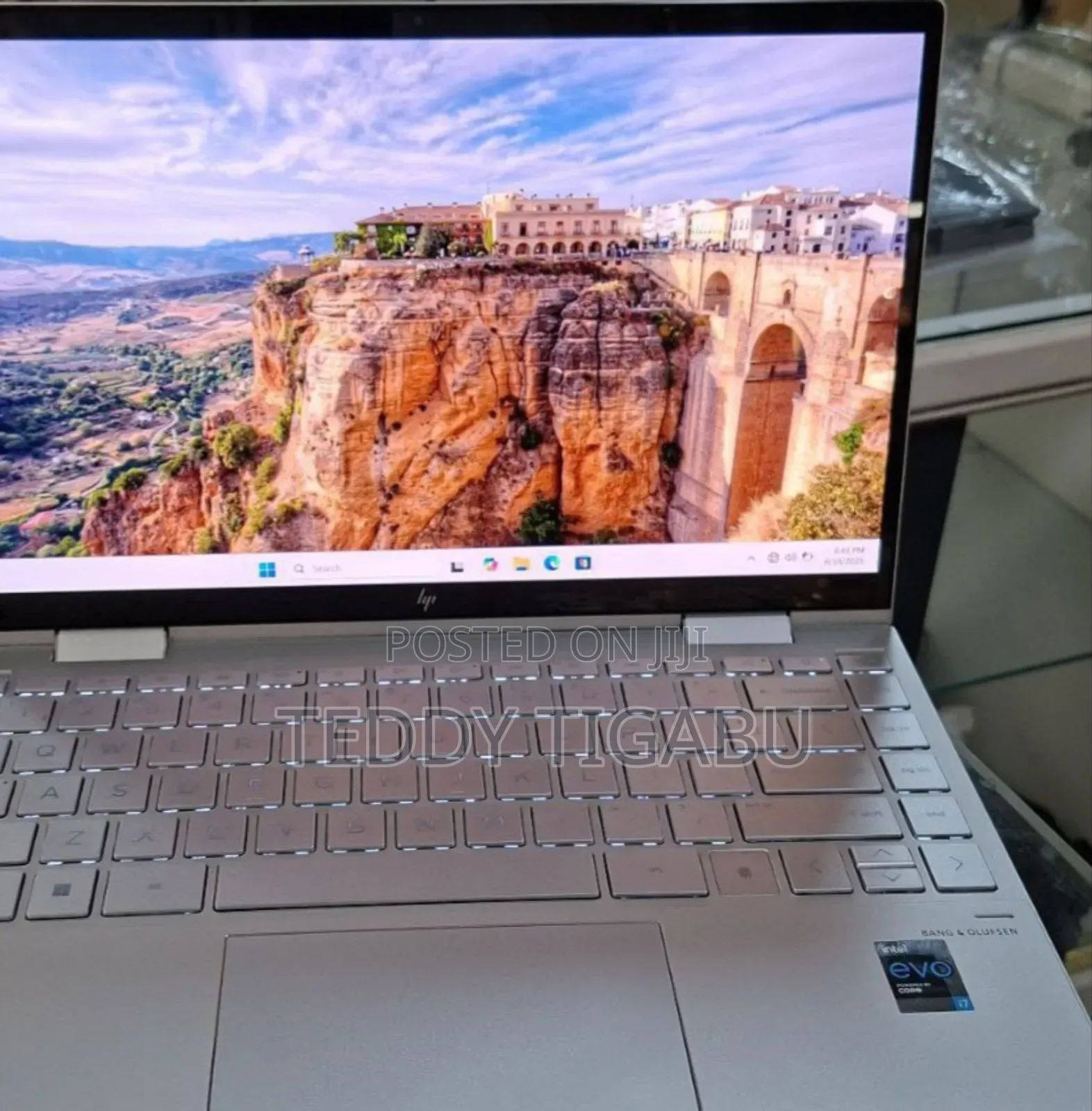 New Laptop HP Envy X360 16GB Intel Core I7 SSD 1T