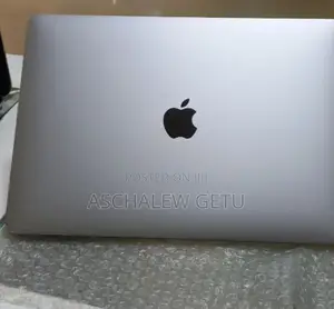 New Laptop Apple MacBook Pro 2017 16GB Intel Core I5 SSD 512GB