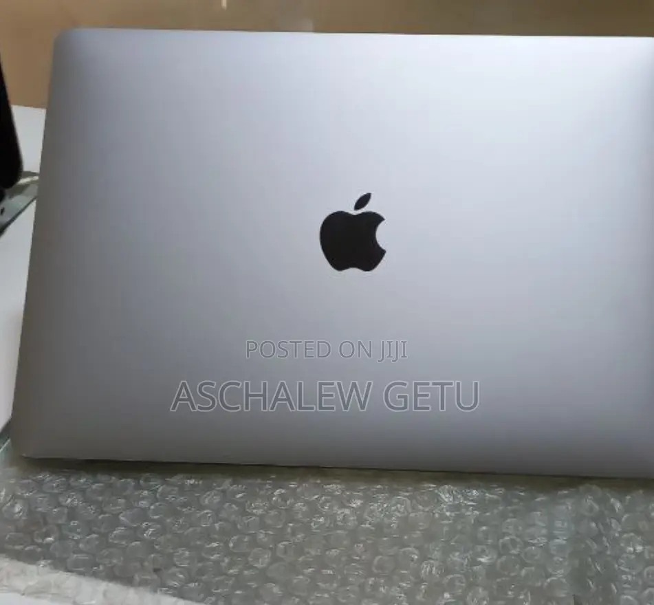 New Laptop Apple MacBook Pro 2017 16GB Intel Core I5 SSD 512GB