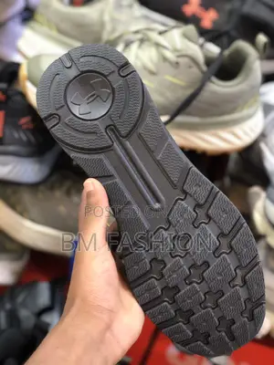 Under Armour Black Sneakers Lightweight