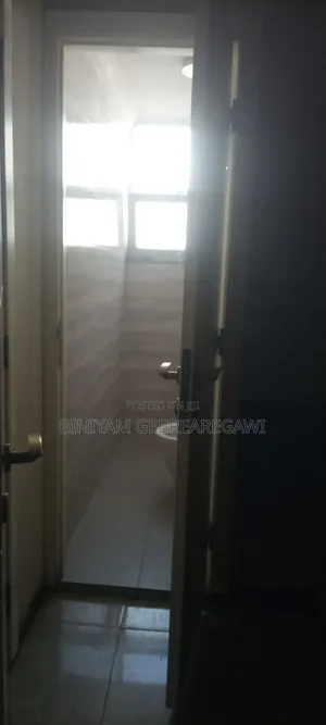 3bdrm Apartment in Apartment, Yeka for rent