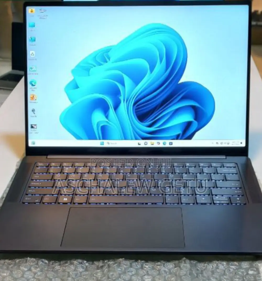 New Laptop Lenovo Yoga 7i 32GB Intel Core I7 SSD 1T