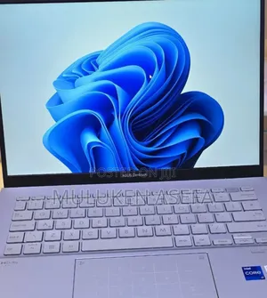 Photo - New Laptop Asus Zenbook Duo 14 16GB Intel Core I7 SSD 1T