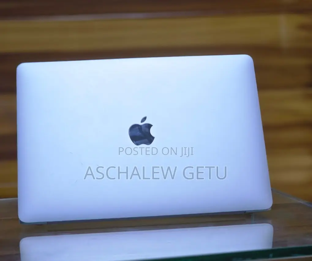 New Laptop Apple MacBook Pro 2022 M2 8GB Intel Core M2 SSD 256GB