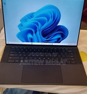 New Laptop Dell Precision 5550 16GB Intel Core I7 SSD 512GB