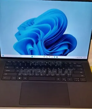 New Laptop Dell Precision 5550 16GB Intel Core I7 SSD 512GB