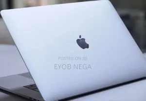 New Laptop Apple MacBook Pro 2017 16GB Intel Core I7 SSD 512GB