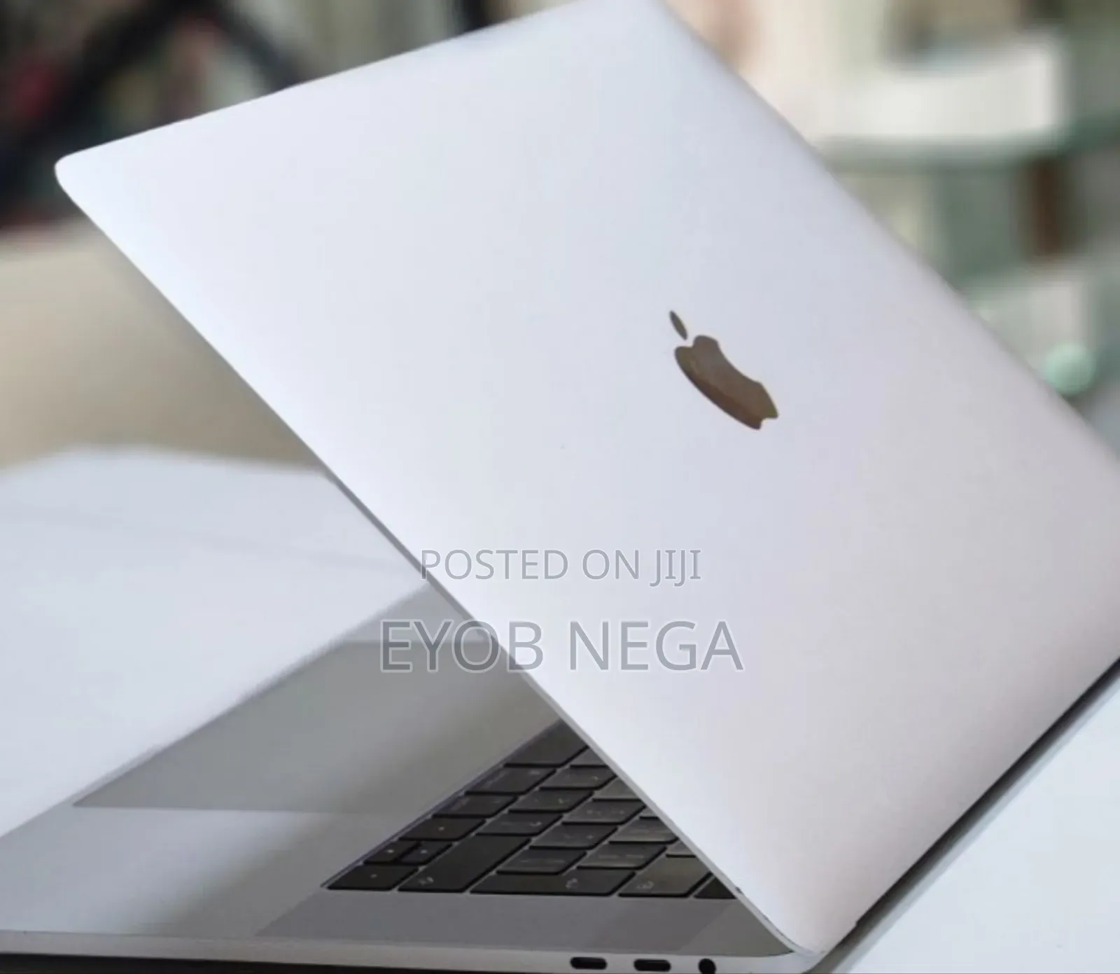 New Laptop Apple MacBook Pro 2017 16GB Intel Core I7 SSD 512GB