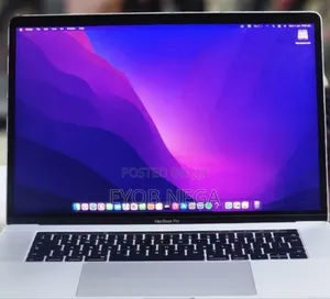 New Laptop Apple MacBook Pro 2017 16GB Intel Core I7 SSD 512GB