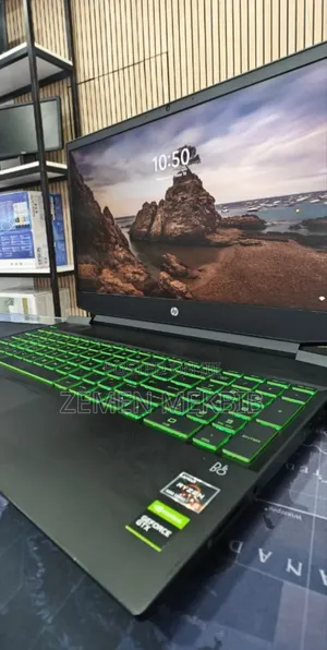 New Laptop HP Pavilion 15 16GB AMD Ryzen 5 SSD 512GB