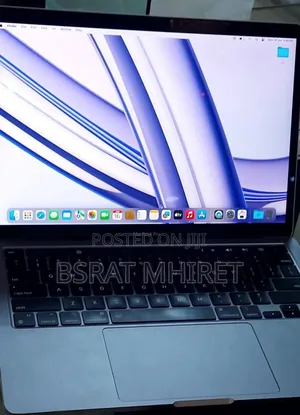 New Laptop Apple MacBook Air 2022 M2 8GB Apple M2 SSD 256GB