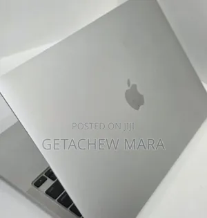 New Laptop Apple MacBook 8GB Intel Core I5 SSD 512GB