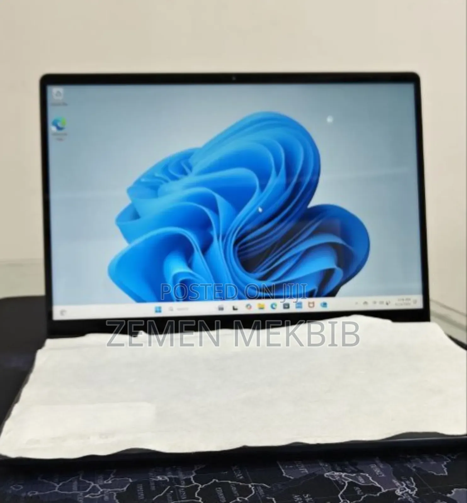 New Laptop Dell 16GB AMD Ryzen 7 SSD 1T