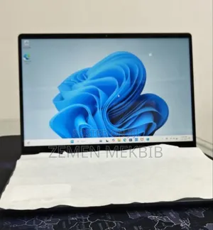 New Laptop Dell 16GB AMD Ryzen 7 SSD 1T